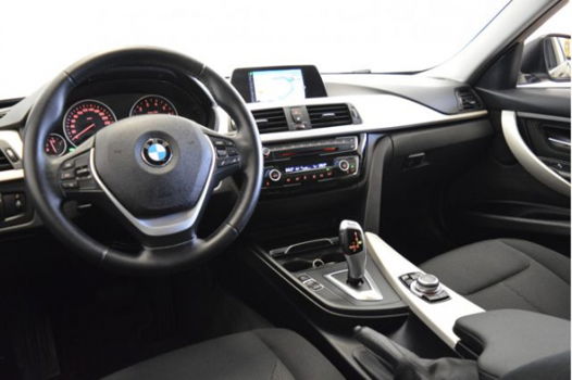 BMW 3-serie Touring - 318I AUT. EXECUTIVE NAVI/ECC/PDC - 1