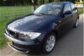 BMW 1-serie - 118i Business Line DEALER onderhouden en rijdt perfect Airco, leer - 1 - Thumbnail