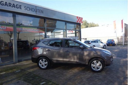 Hyundai ix35 - 1.6i GDI Business Edition Camera, Navigatie - 1