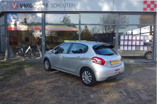 Peugeot 208 - 1.2 VTi Active Navigatie, Telefoon - 1