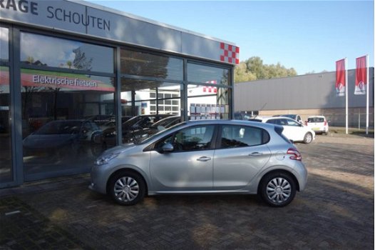 Peugeot 208 - 1.2 VTi Active Navigatie, Telefoon - 1