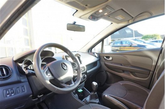 Renault Clio Estate - 0.9 TCe Zen BJ2016 LED | Trekhaak | Navi | Cruise - 1