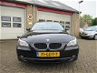 BMW 5-serie Touring - 520i Business Line Panorama 1e eigenaar NL auto - 1 - Thumbnail