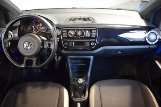 Volkswagen Up! - 1.0 60PK 5D High up - 1
