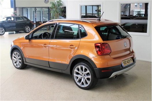 Volkswagen Polo - 1.2 TSI Cross 7-DSG. Xenon verlichting. Navigatie, Mirror Link etc. etc. 100% (Dea - 1