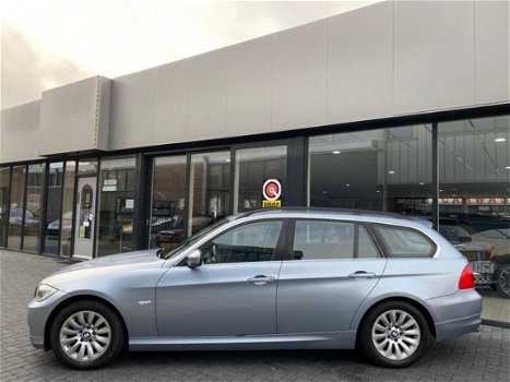 BMW 3-serie Touring - 325i Executive (217PK) LM velg, Cruise-C, Climate-C, Autom verl, Facelift Onde - 1