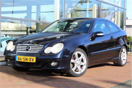 Mercedes-Benz C-klasse - 1.8 C160 SPORTCOUPE Sport | Navigatie | Parkeersensoren - 1