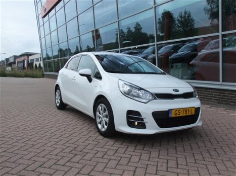 Kia Rio - 1.2 CVVT 84pk 5D DynamicLine Rijklaar - 1