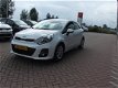 Kia Rio - 1.2 CVVT 84pk 5D DynamicLine Rijklaar - 1 - Thumbnail