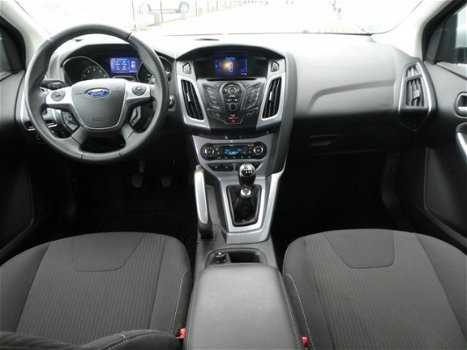 Ford Focus - 1.6T 150pk 4dr Titanium Blis navigatie - 1