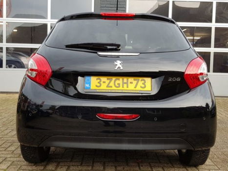 Peugeot 208 - - 1.2 PureTech Style - 1