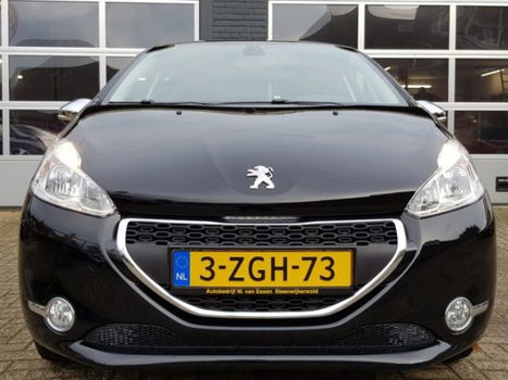 Peugeot 208 - - 1.2 PureTech Style - 1