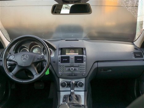 Mercedes-Benz C-klasse - Limousine C 180 Automaat Avantgarde | Trekhaak | Stoelverwarming - 1
