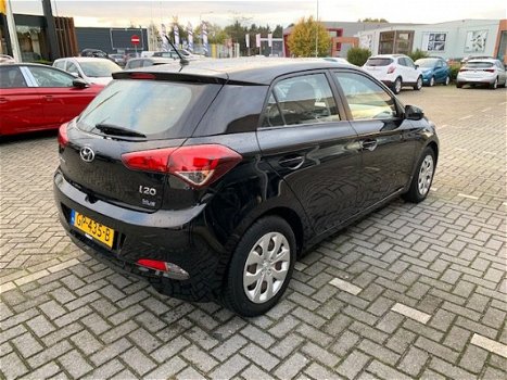 Hyundai i20 - 1.2i LP Blue 75PK 5D - 1