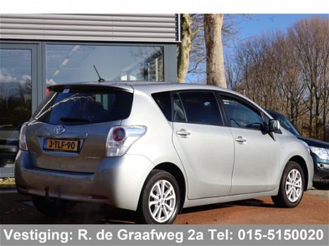 Toyota Verso - 1.6 VVT-i Business | Panoramadak | Navigatie | Camera | Bluetooth | Trekhaak - 1