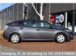 Toyota Prius - 1.8 Comfort | Bluetooth | Parkeersensoren | HUD - 1 - Thumbnail