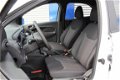 Ford Ka - 1.2i (85pk) ACTIVE Luxury €1.850, = korting - 1 - Thumbnail