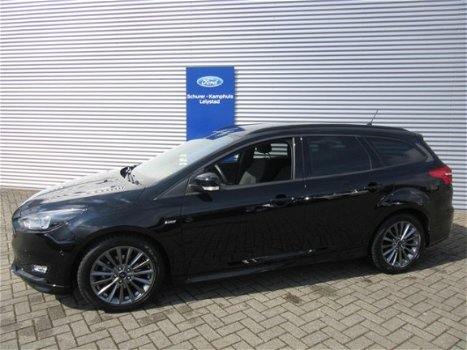 Ford Focus - 1.0 EcoBoost 125pk ST Line Navigatie Climate Stoel - Stuurverwarm - 1