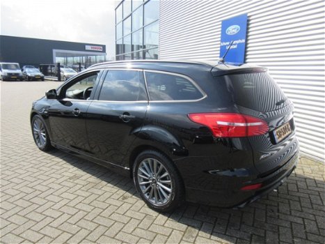 Ford Focus - 1.0 EcoBoost 125pk ST Line Navigatie Climate Stoel - Stuurverwarm - 1