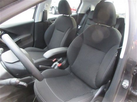 Peugeot 208 - Active Plus NAVIGATIE - P'SENSOREN - 1