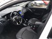 Hyundai ix35 - 1.6i GDI i-Vision | Auto Airco | Slechts 81.000 KM | PDC Achter | Cruise Control - 1 - Thumbnail