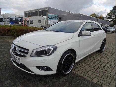 Mercedes-Benz A-klasse - 180 Ambition 4U3 Urban / navi / xenon / 18 inch - 1