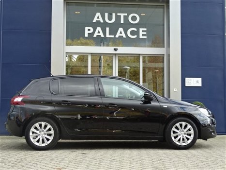 Peugeot 308 - 1.2 PureTech 110pk Style|Navi|Clima|Trekhaak - 1