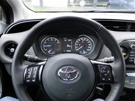 Toyota Yaris - 1.0 Energy Navi/Camera/Bluetooth/NL-auto - 1