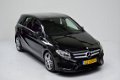 Mercedes-Benz B-klasse - 180 AMG-Line Automaat 7 Navigatie/Org-NL/1e-Eigenaar/Nieuwstaat - 1 - Thumbnail