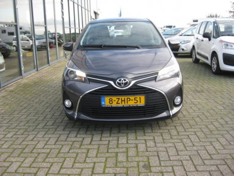 Toyota Yaris - 1.3 VVT-i Aspiration navi, airco, cruise control, camera, etc - 1