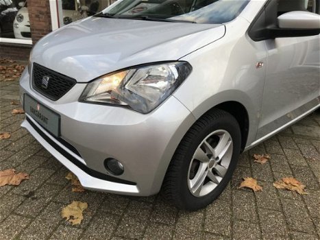 Seat Mii - 1.0 Style Chic AUTOMAAT lichtmetalen velgen, trekhaak, electrisch pakket, mistlampen, cru - 1