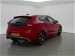 Volvo V40 - 2.0 D2 R-DESIGN BUSINESS + 18 INCH / XENON / STOELVERW. / SPORTONDERSTEL - 1 - Thumbnail