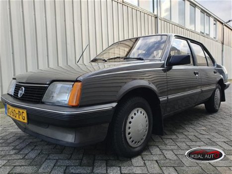 Opel Ascona - 1.6 S - 1