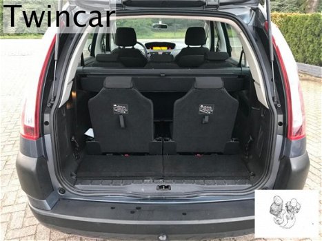 Citroën C4 Picasso - Grand C4 Picasso 1.6 HDiF Ligne Business - 1