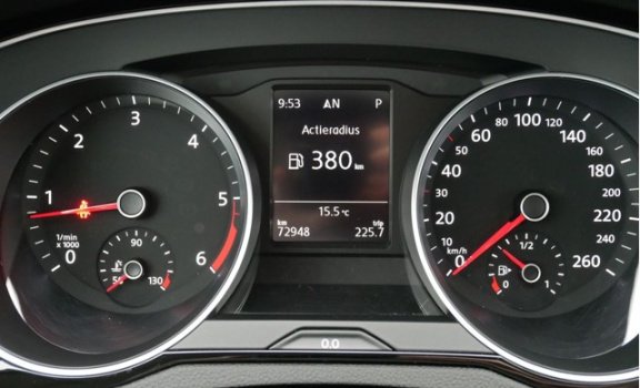 Volkswagen Passat - 1.6 TDI 7-DSG Comfortline, Automaat, Navigatie - 1
