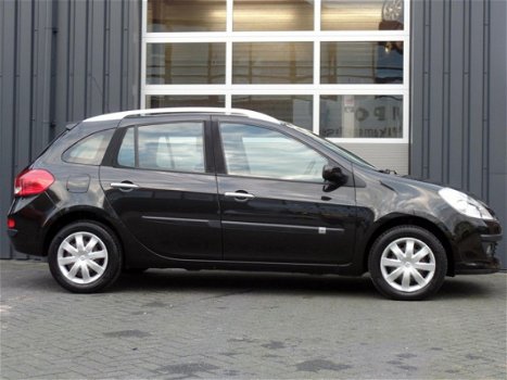 Renault Clio Estate - 1.6-16V Dynamique Automaat, Clima, Cruise, LM Velgen, 111.000 KM Apk 10-2020 - 1