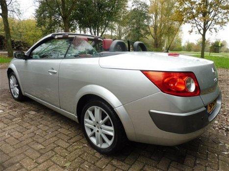 Renault Mégane coupé cabriolet - 2.0-16V Privilège Luxe AUTOMAAT/LEDER/XENON/APK 05-2020/ - 1