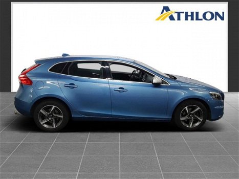 Volvo V40 - 2.0 D2 R-Design Business Navigatie - 1