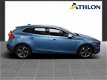 Volvo V40 - 2.0 D2 R-Design Business Navigatie - 1 - Thumbnail