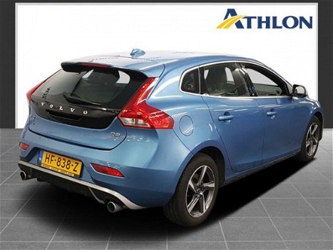 Volvo V40 - 2.0 D2 R-Design Business Navigatie - 1