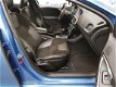 Volvo V40 - 2.0 D2 R-Design Business Navigatie - 1 - Thumbnail