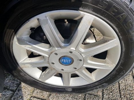 Fiat Croma - 2.2-16V Emotion navi / schuifdak / trkhk / pdc - 1