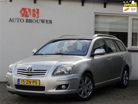 Toyota Avensis Wagon - 1.8 VVTi Luna Business - 1