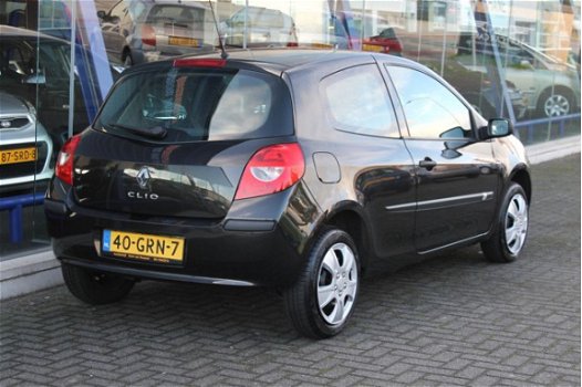 Renault Clio - 1.2-16V Special Line Airco | NAP - 1