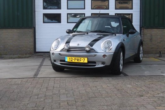 Mini Mini Cabrio - 1.6 One Salt cooper youngtimer cabrio nieuwe versnellingsbak en koppeling - 1