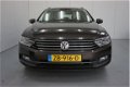 Volkswagen Passat Variant - 2.0 TDI Business Edition |Navigatie|Achteruitrijcamera|Parkeersensoren| - 1 - Thumbnail