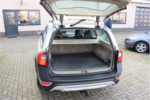 Volvo XC70 - 3.2 Summum | Prem. sound | Navi | Xenon | Afn. trekhaak | Top onderhouden - 1