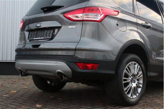 Ford Kuga - 1.6 | 150 PK | TITANIUM | XENON | 17'' VELGEN | NAVI | CLIMA - 1