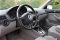 Volkswagen Golf - 2.3 V5 Highline Automaat - 1 - Thumbnail