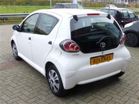 Toyota Aygo - 1.0-12V Cool , 5Deurs, Airco, Camera Inruil mog - 1